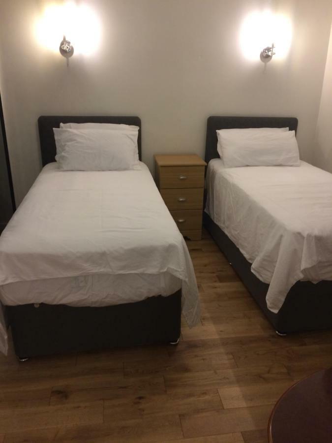 伦敦 简单旅馆酒店 外观 照片